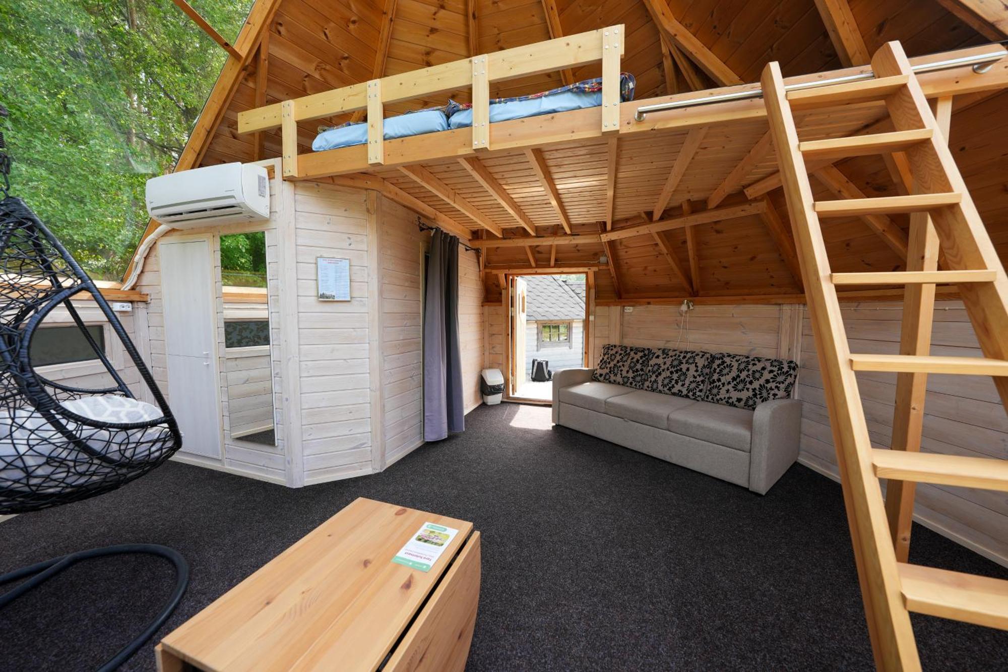 Reiu Holiday Centre Paikuse Exterior photo